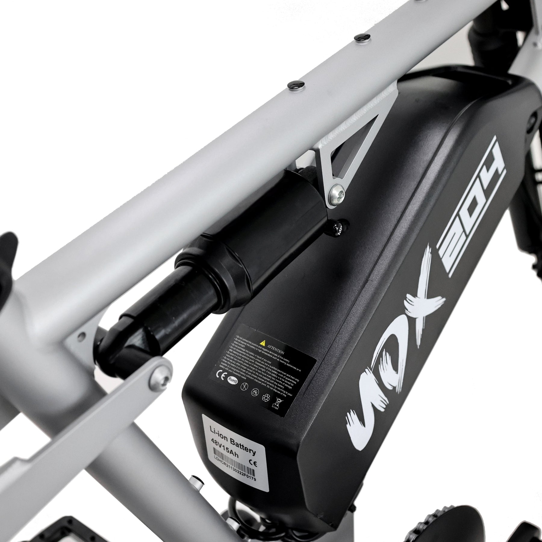 UDX 204 Silver Grey
